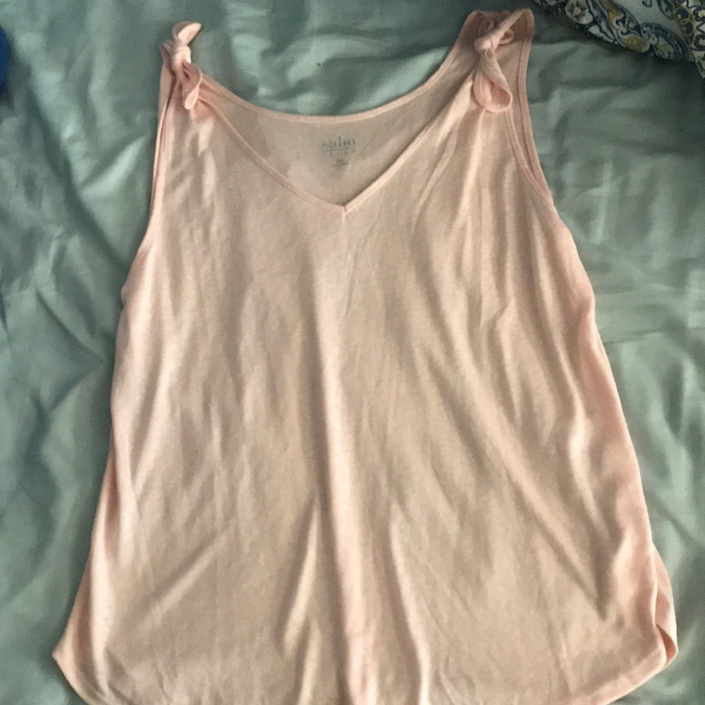 Loose fitting v neck tank